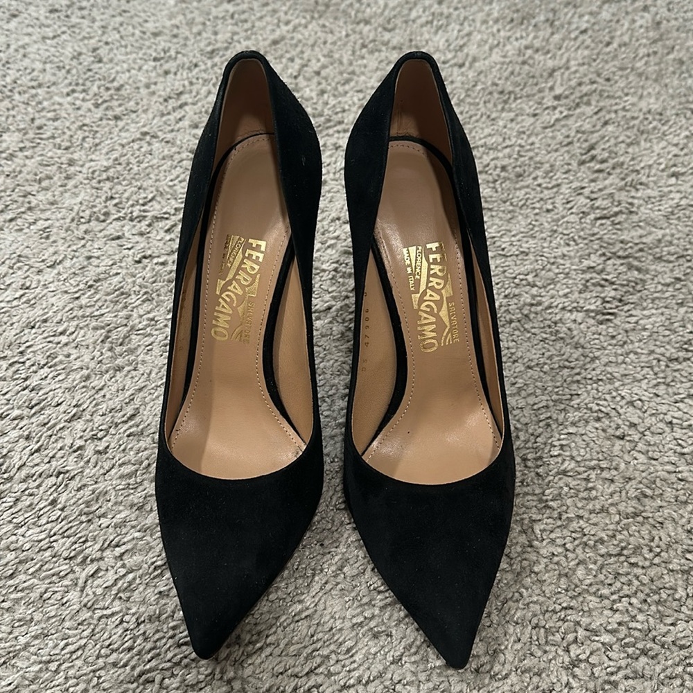 Ferragamo Black Suede Pumps